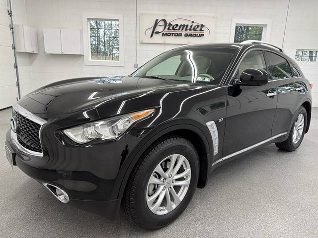 2017 Infiniti QX70 AWD photo