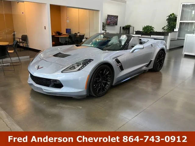 2017 Chevrolet Corvette Grand Sport 2LT RWD photo