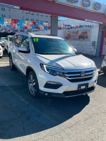 2017 Honda Pilot Elite AWD photo