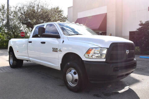 2017 Ram 3500 Tradesman 4WD photo