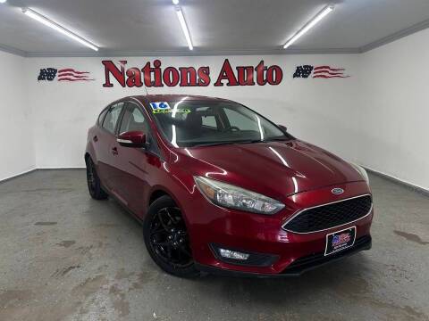 2016 Ford Focus SE FWD photo