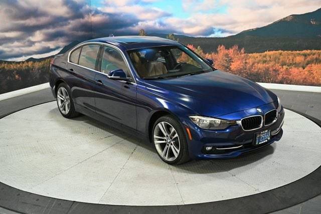 2017 BMW 3 Series 330i RWD photo
