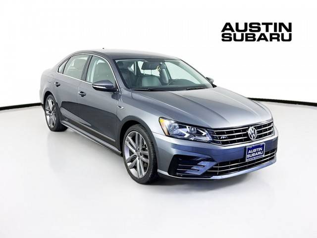 2017 Volkswagen Passat R-Line w/Comfort Pkg FWD photo