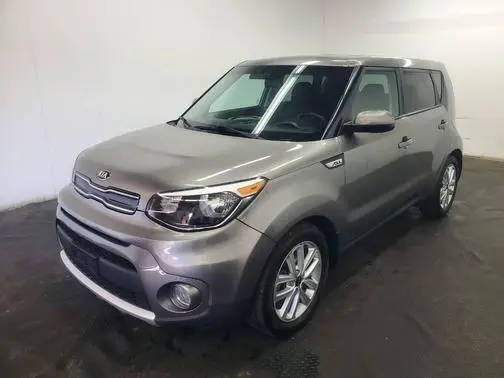 2017 Kia Soul + FWD photo