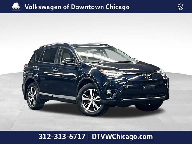 2017 Toyota RAV4 XLE AWD photo