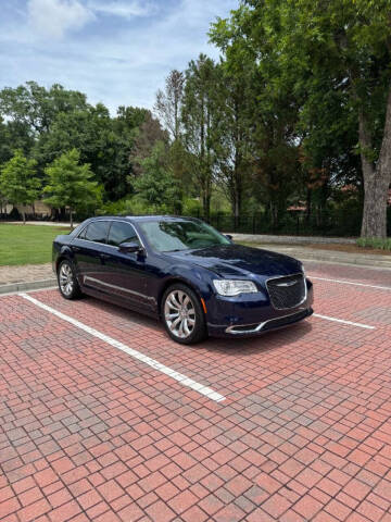 2017 Chrysler 300 Limited RWD photo