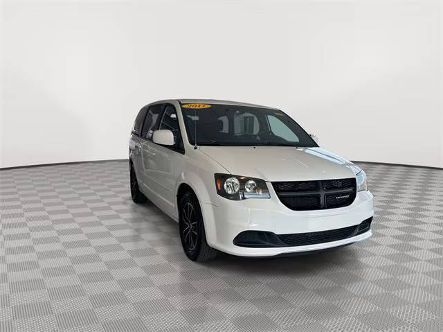 2017 Dodge Grand Caravan SE Plus FWD photo