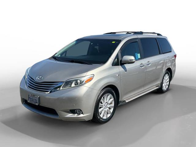 2017 Toyota Sienna Limited Premium AWD photo