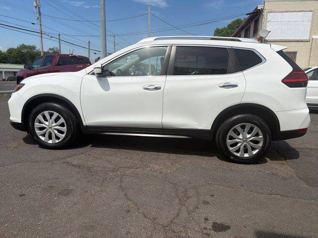 2017 Nissan Rogue S AWD photo