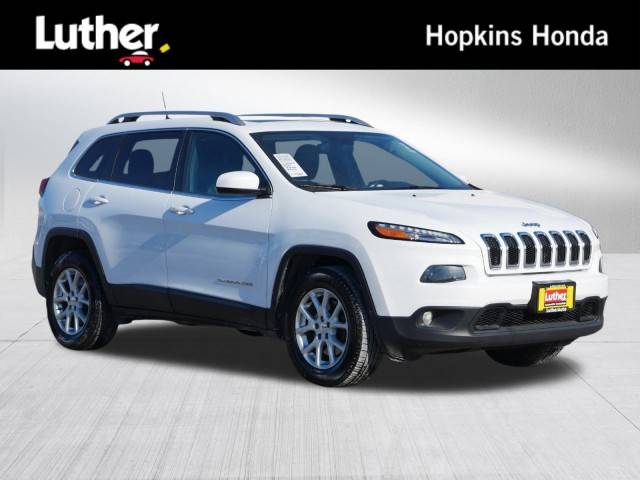 2017 Jeep Cherokee Latitude 4WD photo