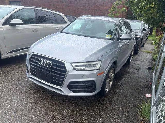 2017 Audi Q3 Prestige AWD photo