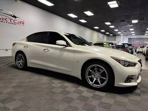 2017 Infiniti Q50 3.0t Signature Edition AWD photo