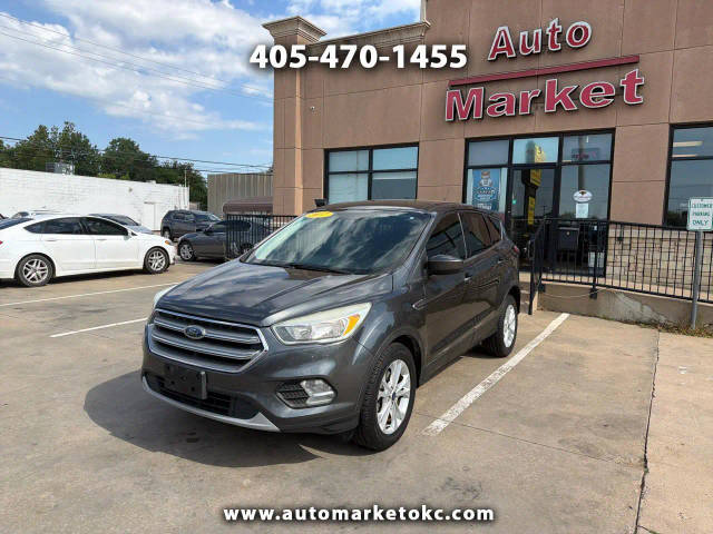 2017 Ford Escape SE FWD photo