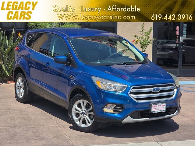 2017 Ford Escape SE FWD photo
