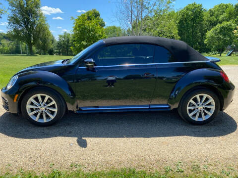 2017 Volkswagen Beetle 1.8T SE FWD photo