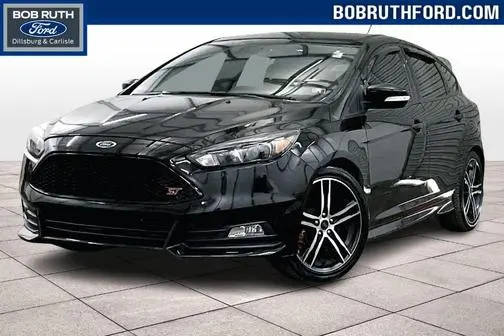 2017 Ford Focus ST FWD photo