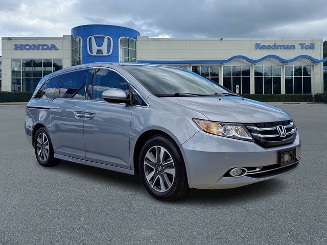 2017 Honda Odyssey Touring Elite FWD photo
