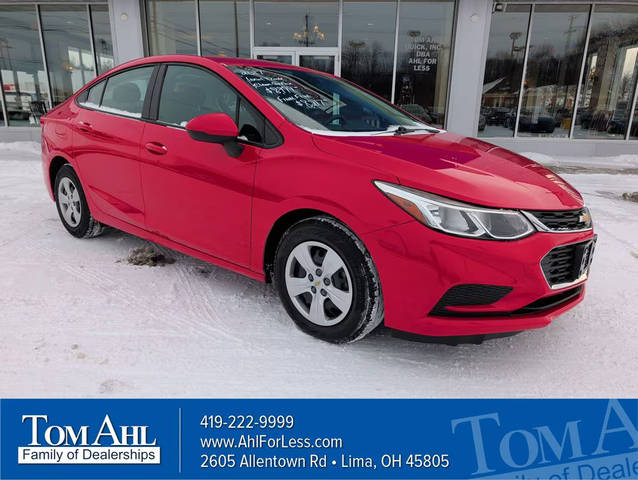 2017 Chevrolet Cruze LS FWD photo
