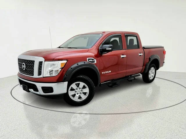 2017 Nissan Titan SV RWD photo