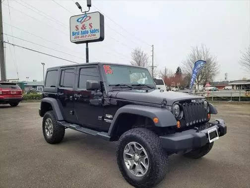 2015 Jeep Wrangler Unlimited Sahara 4WD photo