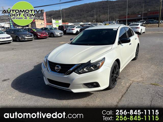 2017 Nissan Altima 2.5 SR FWD photo