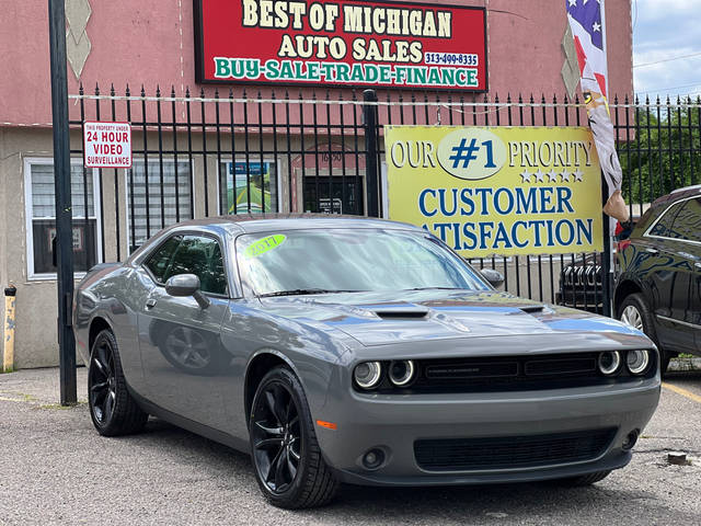 2017 Dodge Challenger SXT Plus RWD photo