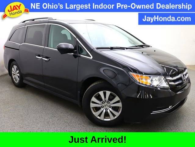 2017 Honda Odyssey SE FWD photo