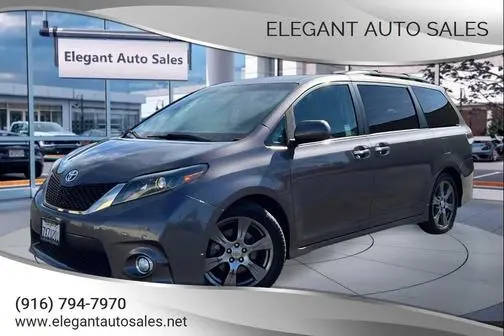 2017 Toyota Sienna SE FWD photo
