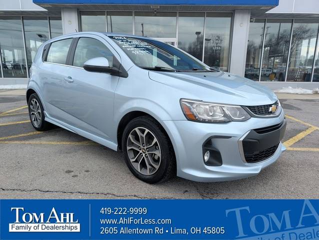 2017 Chevrolet Sonic LT FWD photo