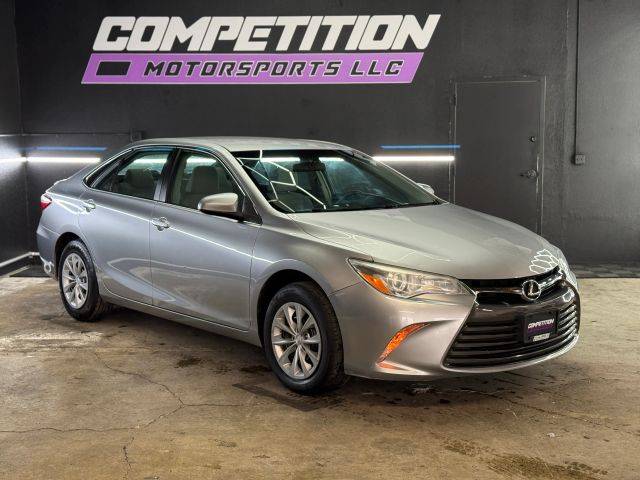 2017 Toyota Camry LE FWD photo