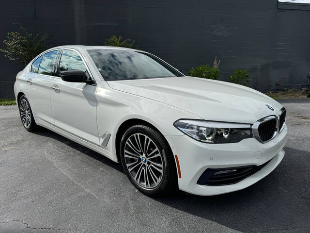 2017 BMW 5 Series 530i RWD photo