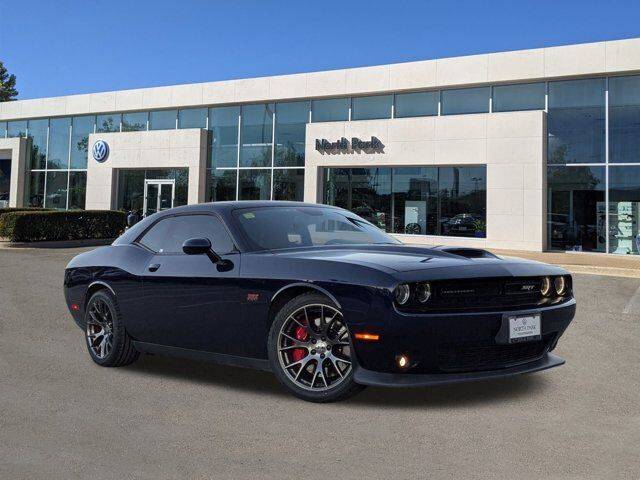 2015 Dodge Challenger SRT 392 RWD photo