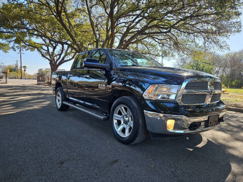 2017 Ram 1500 Lone Star Silver RWD photo