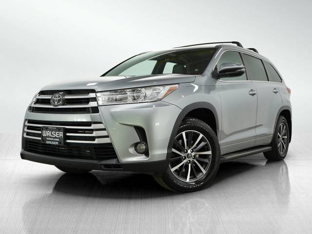 2017 Toyota Highlander XLE AWD photo