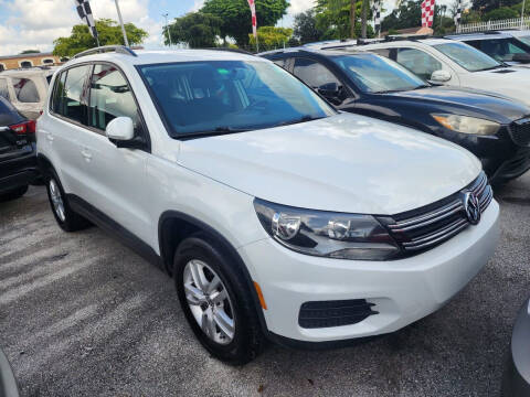 2015 Volkswagen Tiguan S FWD photo