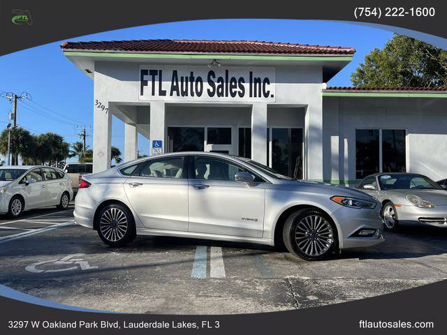 2017 Ford Fusion Hybrid Platinum FWD photo