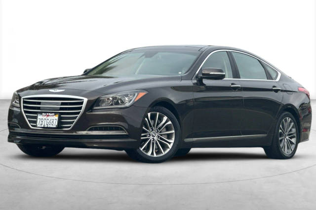 2015 Hyundai Genesis 3.8L RWD photo