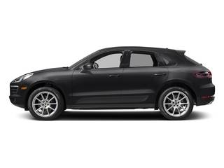 2017 Porsche Macan  AWD photo