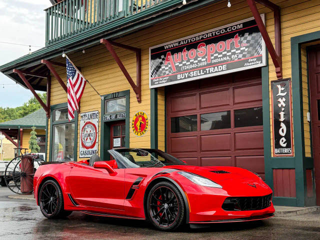 2017 Chevrolet Corvette Grand Sport 3LT RWD photo