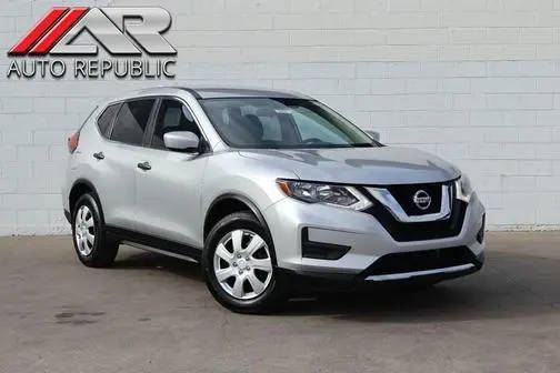 2017 Nissan Rogue S FWD photo