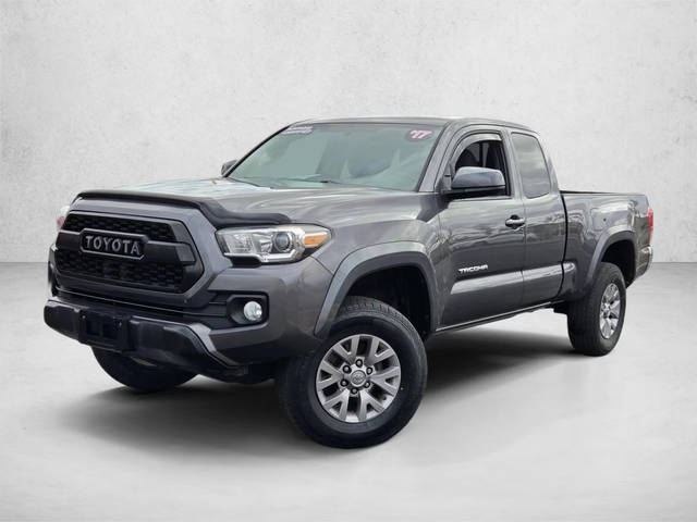 2017 Toyota Tacoma SR5 4WD photo