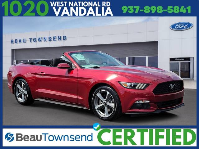 2017 Ford Mustang V6 RWD photo