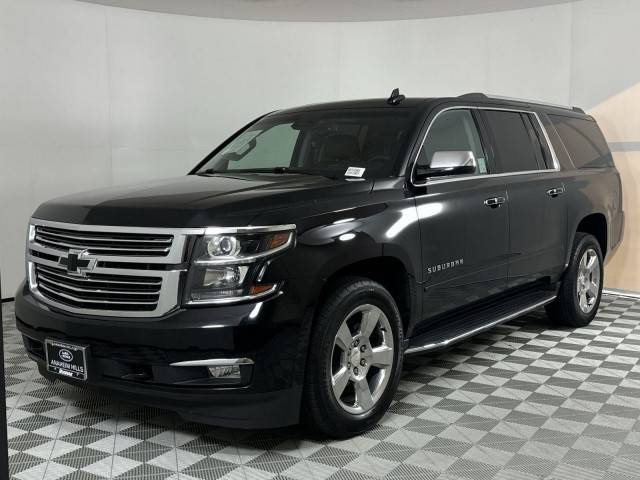 2017 Chevrolet Suburban Premier 4WD photo