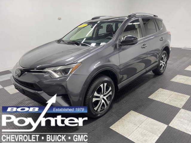 2017 Toyota RAV4 LE AWD photo