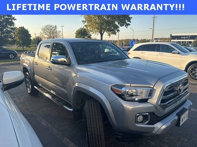 2017 Toyota Tacoma Limited 4WD photo