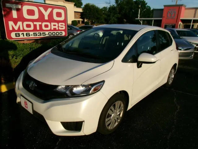 2017 Honda Fit LX FWD photo