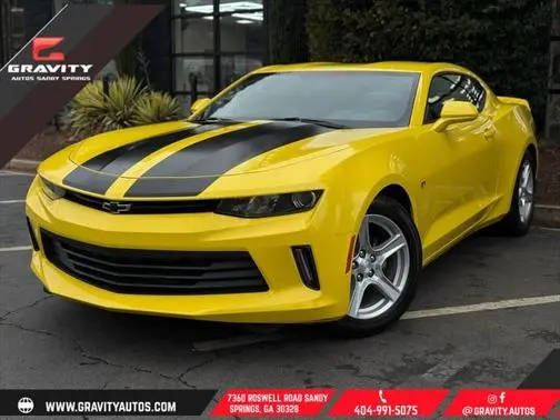 2017 Chevrolet Camaro 1LT RWD photo