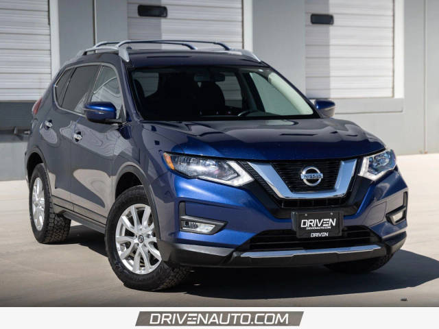 2017 Nissan Rogue SV AWD photo