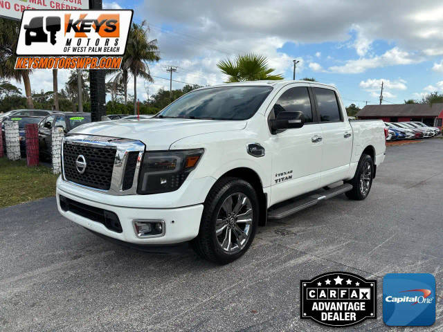2017 Nissan Titan SV RWD photo