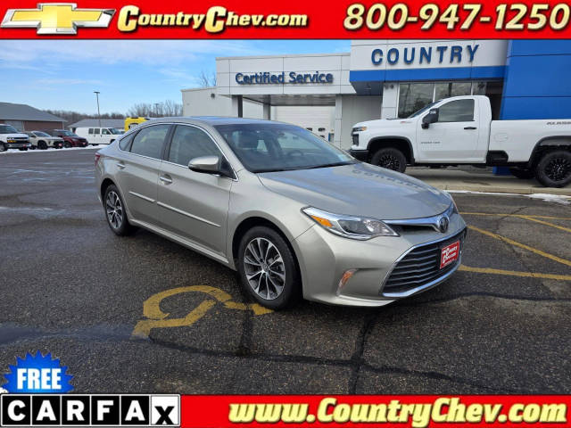 2017 Toyota Avalon XLE Premium FWD photo